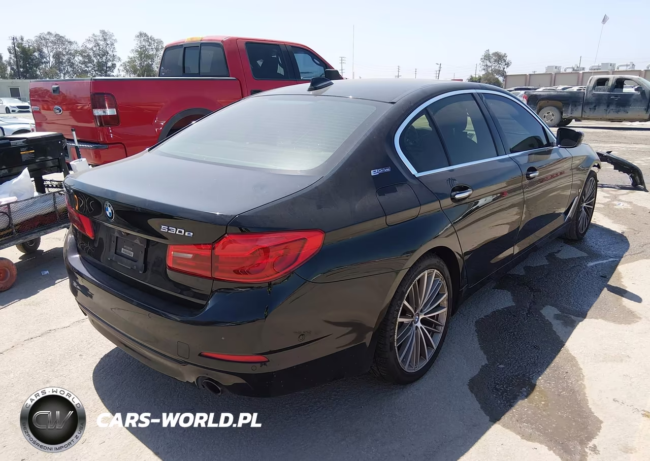 2018 BMW 530E Iperformance VIN:WBAJA9C57JB252232 - 4