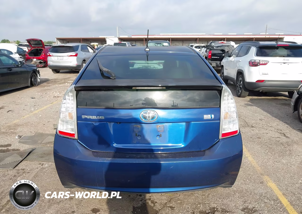 2011 Toyota Prius Four VIN:JTDKN3DU4B0314990 - 16