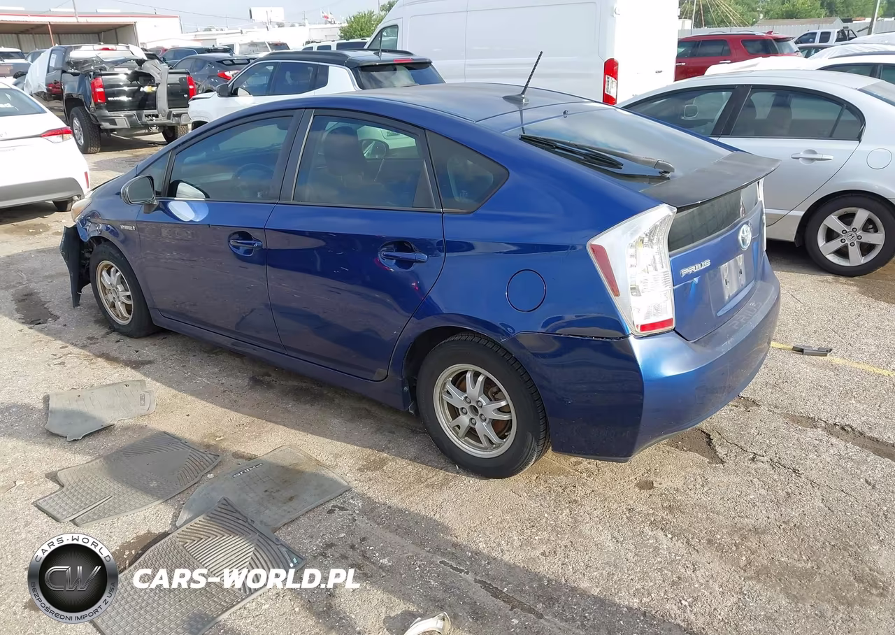 2011 Toyota Prius Four VIN:JTDKN3DU4B0314990 - 3
