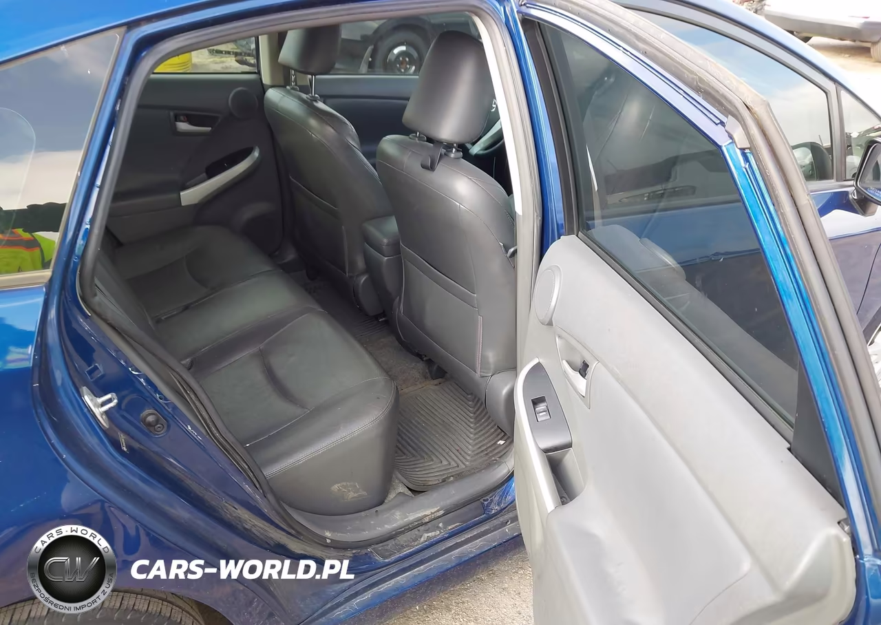 2011 Toyota Prius Four VIN:JTDKN3DU4B0314990 - 8