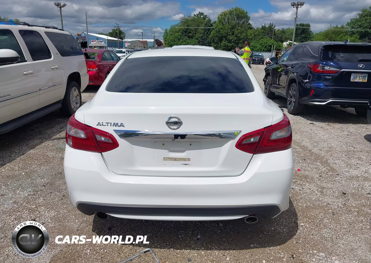 2018 Nissan Altima 2.5 S VIN:1N4AL3AP8JC107926 - 16