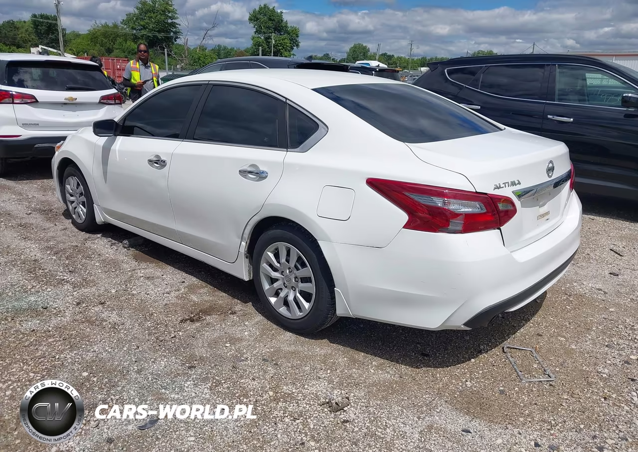 2018 Nissan Altima 2.5 S VIN:1N4AL3AP8JC107926 - 3