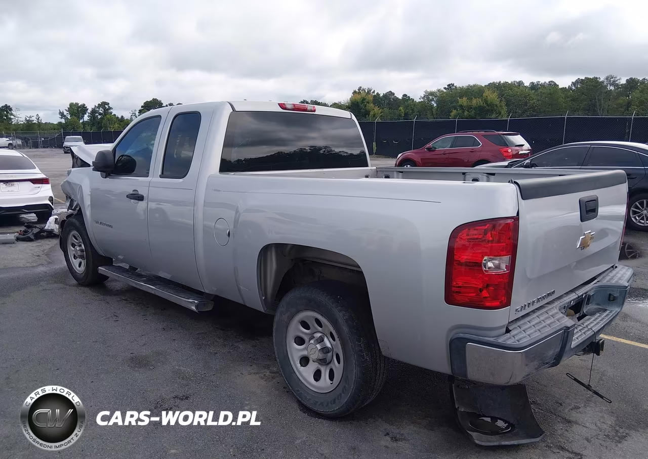 2011 Chevrolet Silverado 1500 Work Truck VIN:1GCRCPEX6BZ109526 - 3
