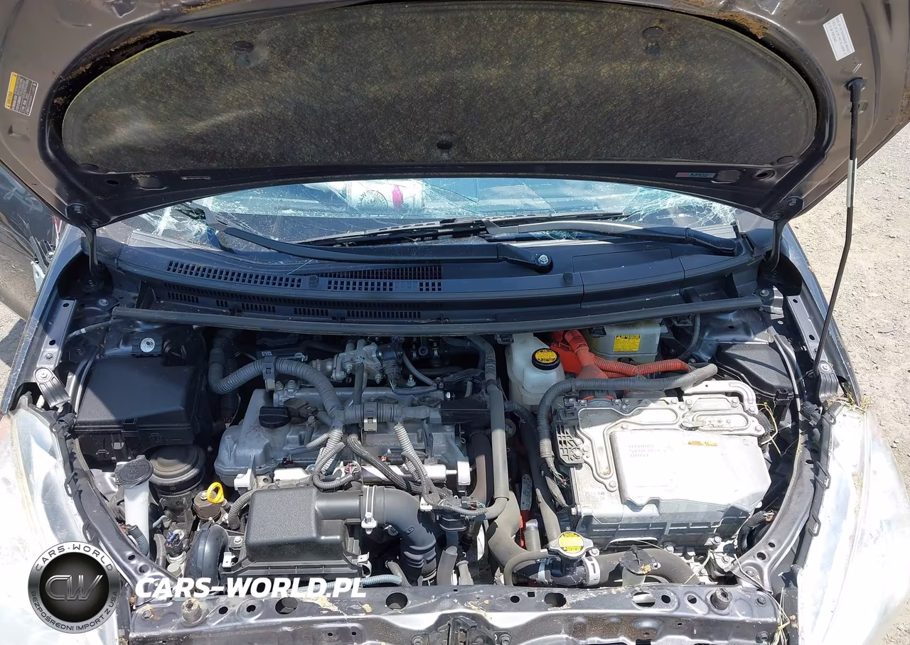 2012 Toyota Prius C Two VIN:JTDKDTB3XC1008630 - 10