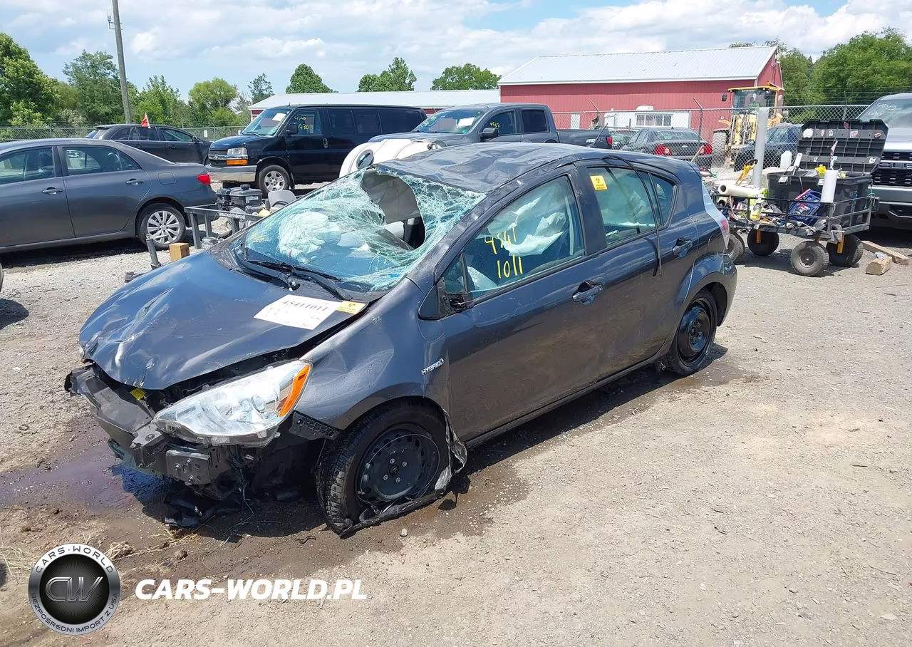 2012 Toyota Prius C Two VIN:JTDKDTB3XC1008630 - 2