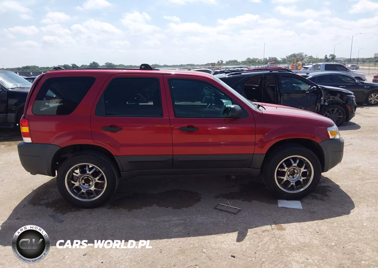2007 Ford Escape Xls-Xls Manual VIN:1FMYU02Z57KA02971 - 13