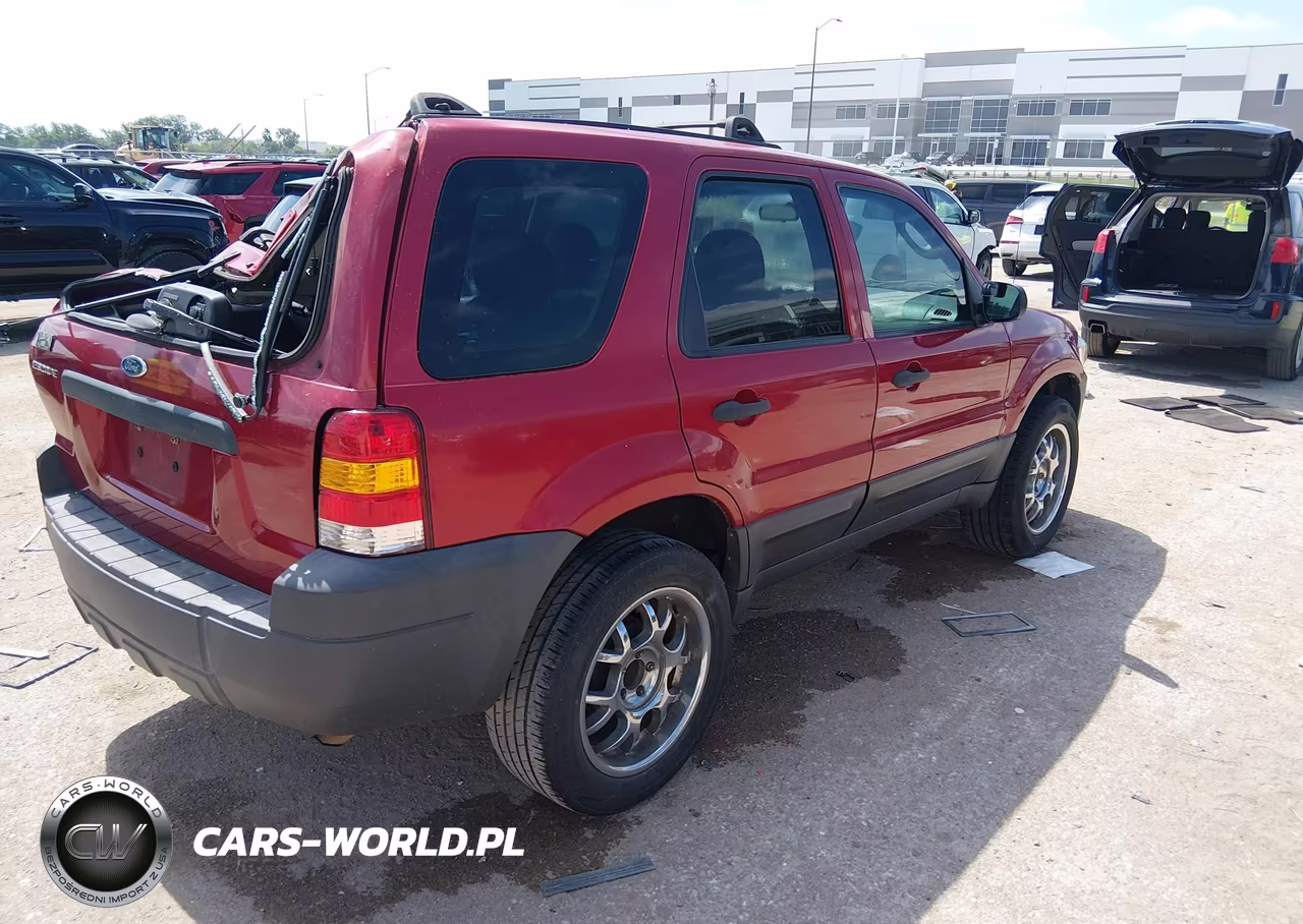 2007 Ford Escape Xls-Xls Manual VIN:1FMYU02Z57KA02971 - 4