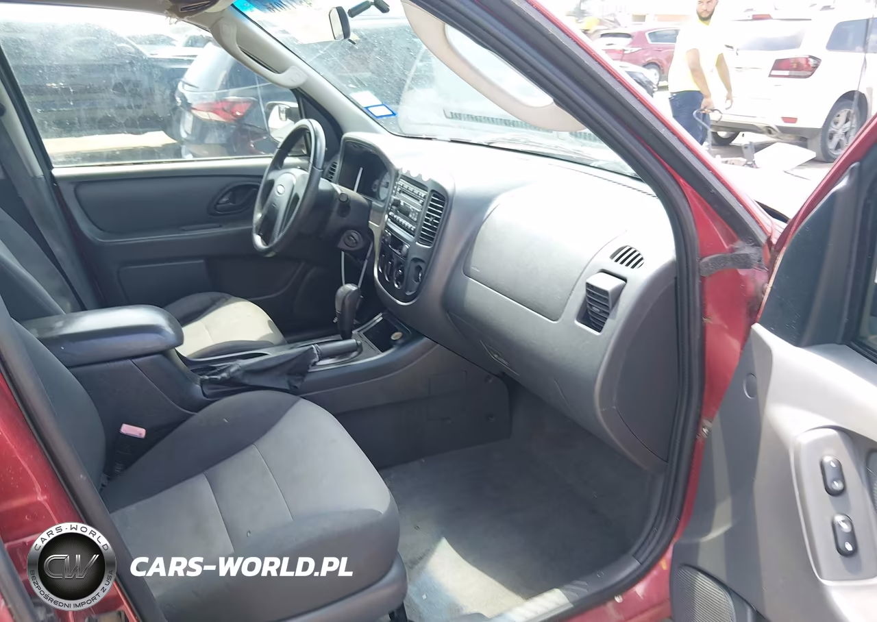 2007 Ford Escape Xls-Xls Manual VIN:1FMYU02Z57KA02971 - 5