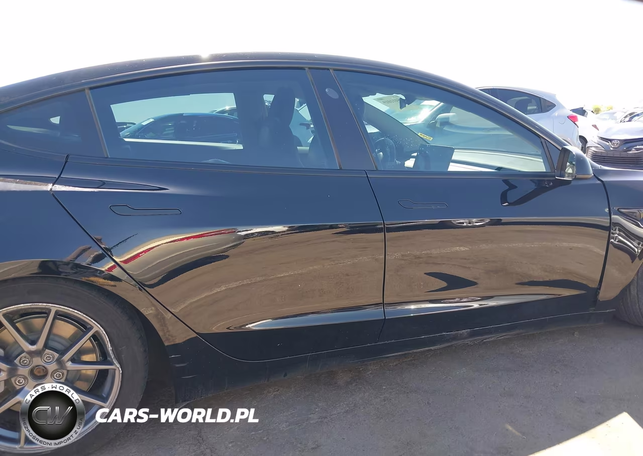 2021 Tesla Model 3 Standard Range Plus Rear-Wheel Drive VIN:5YJ3E1EAXMF062115 - 12