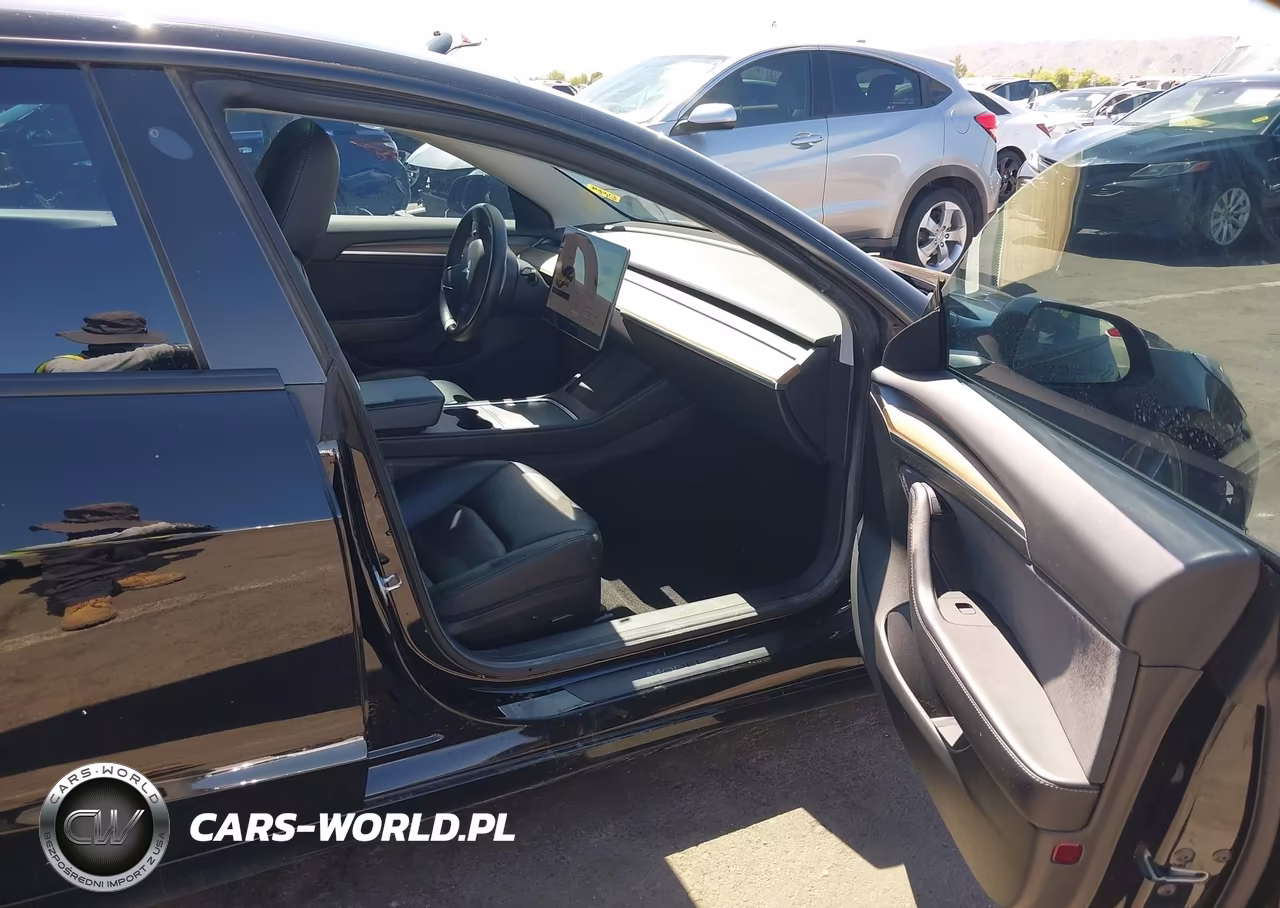 2021 Tesla Model 3 Standard Range Plus Rear-Wheel Drive VIN:5YJ3E1EAXMF062115 - 5