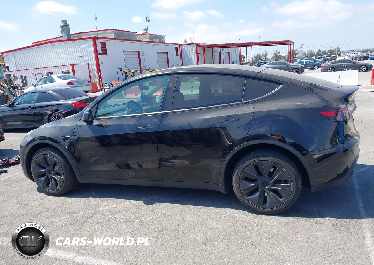 2024 Tesla Model Y Long Range Single Motor Rear-Wheel Drive-Rwd VIN:7SAYGDED0RF207216 - 14