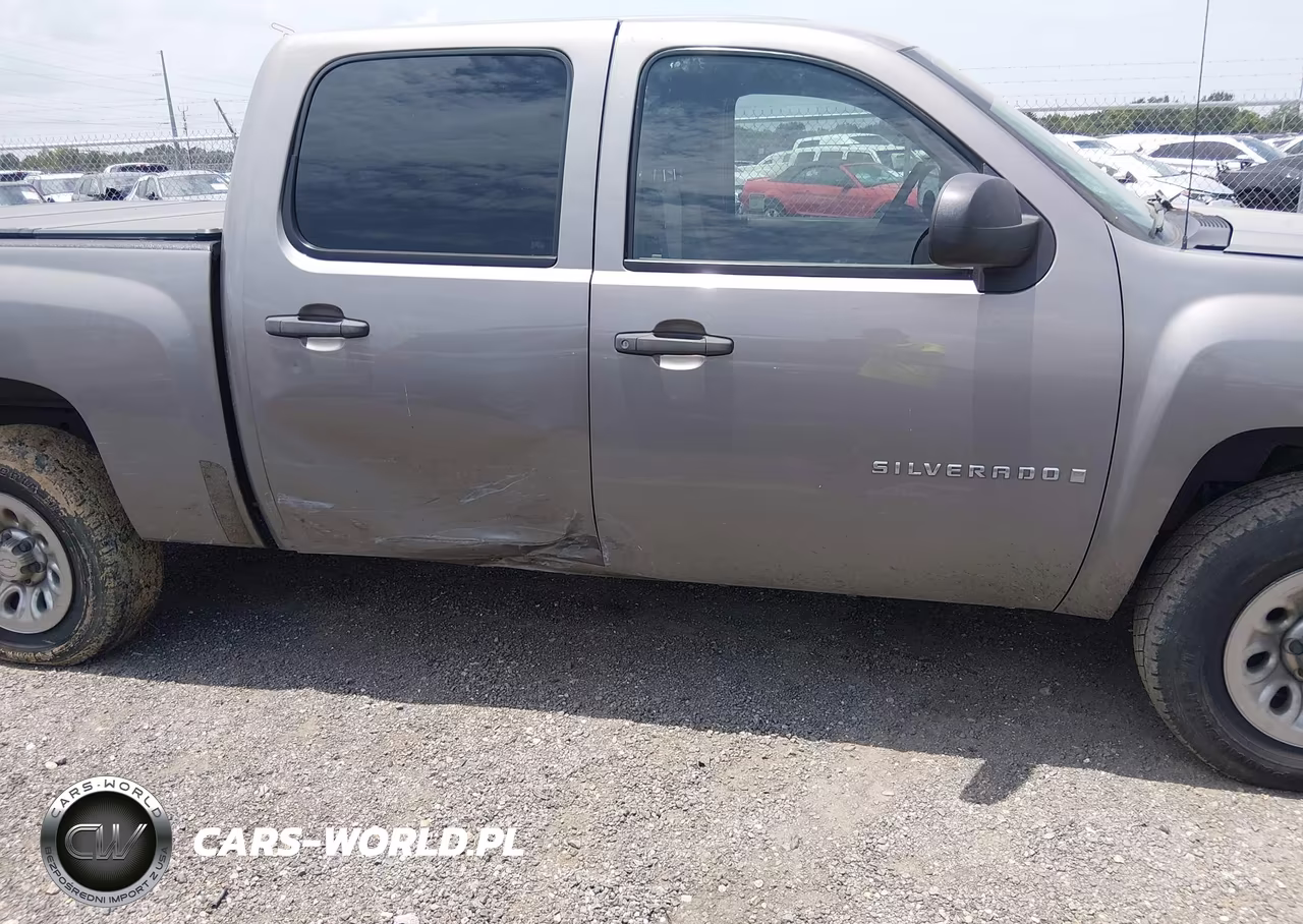 2007 Chevrolet Silverado 1500 Work Truck VIN:3GCEC13C17G510629 - 13