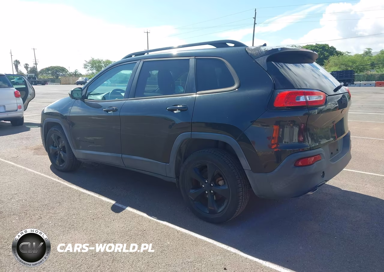 2015 Jeep Cherokee Latitude Altitude VIN:1C4PJLCB7FW759910 - 3