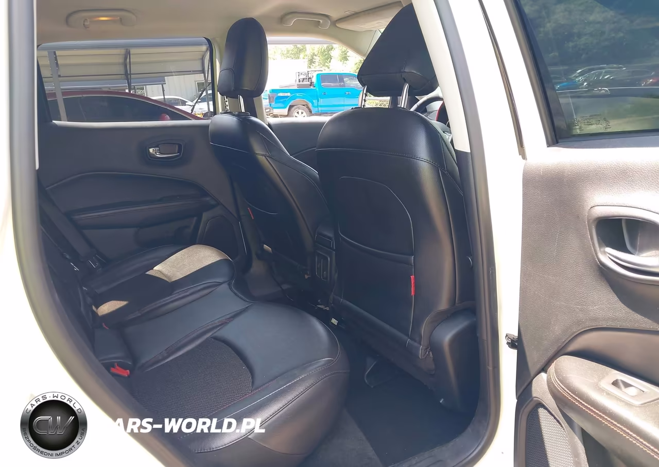 2019 Jeep Compass Trailhawk 4X4 VIN:3C4NJDDB4KT799969 - 8
