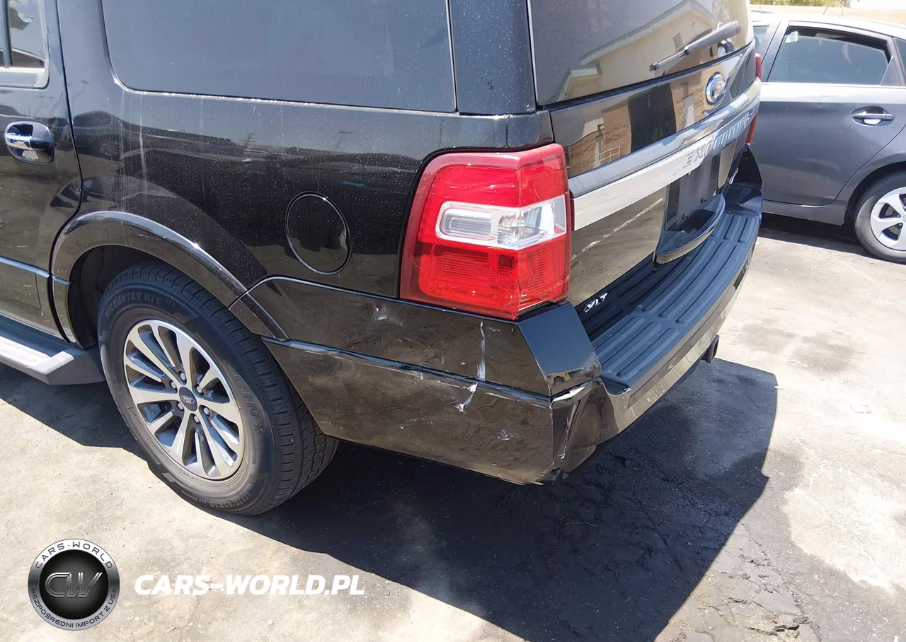 2017 Ford Expedition Xlt VIN:1FMJU1HT4HEA33378 - 17