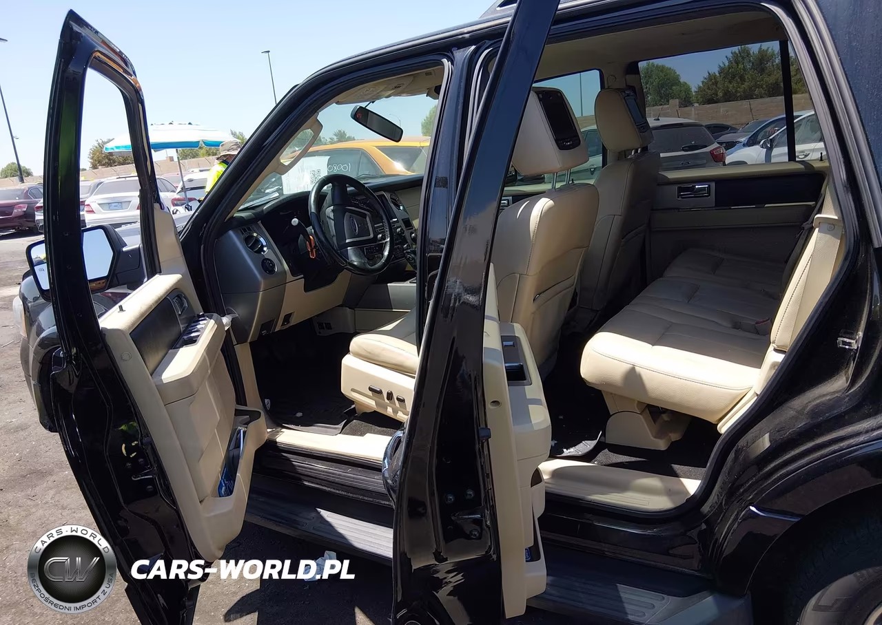 2017 Ford Expedition Xlt VIN:1FMJU1HT4HEA33378 - 8