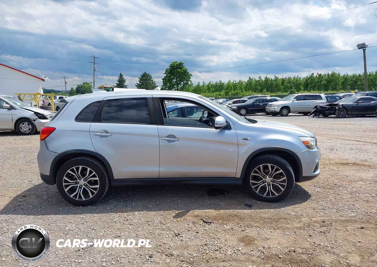 2017 Mitsubishi Outlander Sport 2.0 Le VIN:JA4AR3AU9HZ051463 - 13