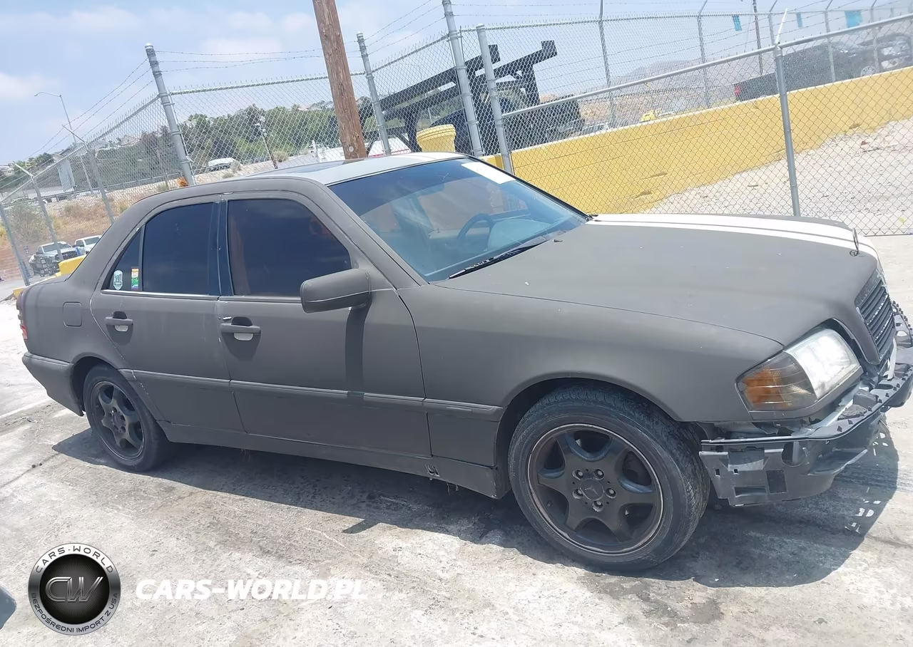1999 Mercedes-Benz C 230 Kompressor VIN:WDBHA24G4XA758932 - 14