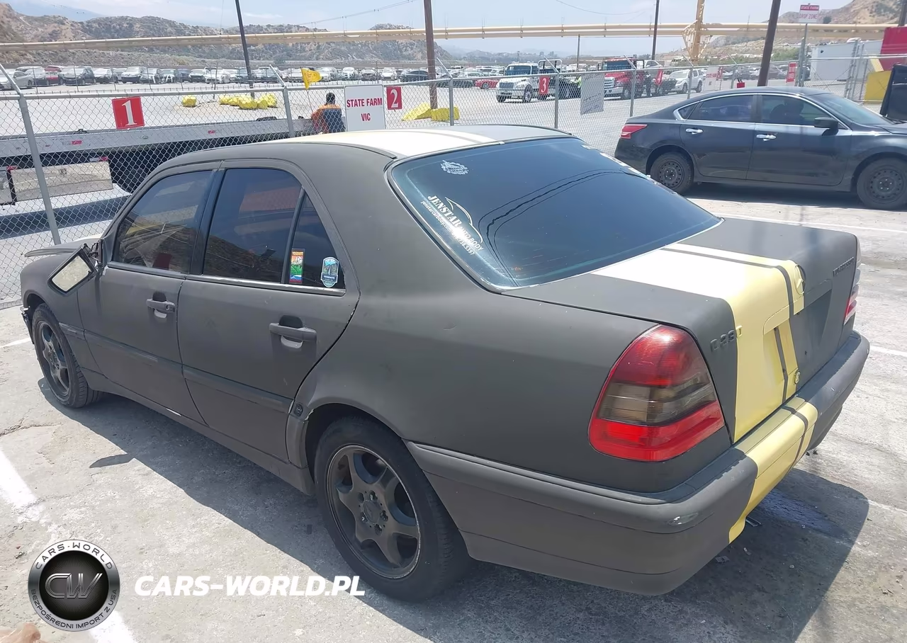 1999 Mercedes-Benz C 230 Kompressor VIN:WDBHA24G4XA758932 - 3