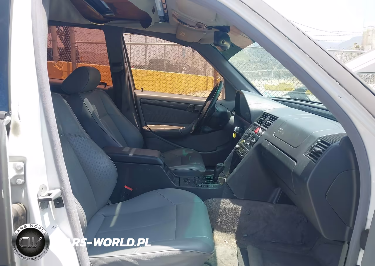 1999 Mercedes-Benz C 230 Kompressor VIN:WDBHA24G4XA758932 - 5