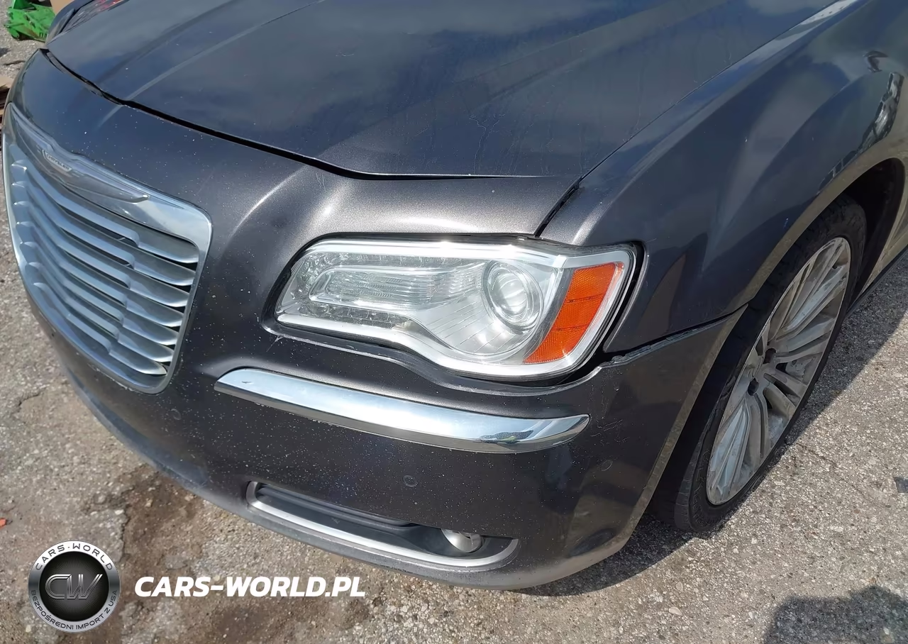 2014 Chrysler 300C VIN:2C3CCAEG1EH377556 - 6