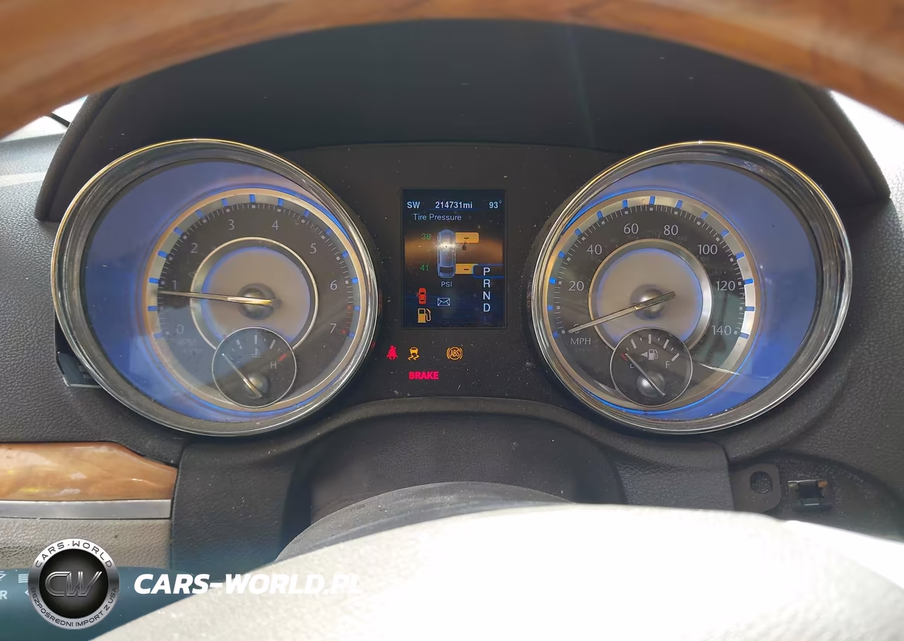 2014 Chrysler 300C VIN:2C3CCAEG1EH377556 - 7