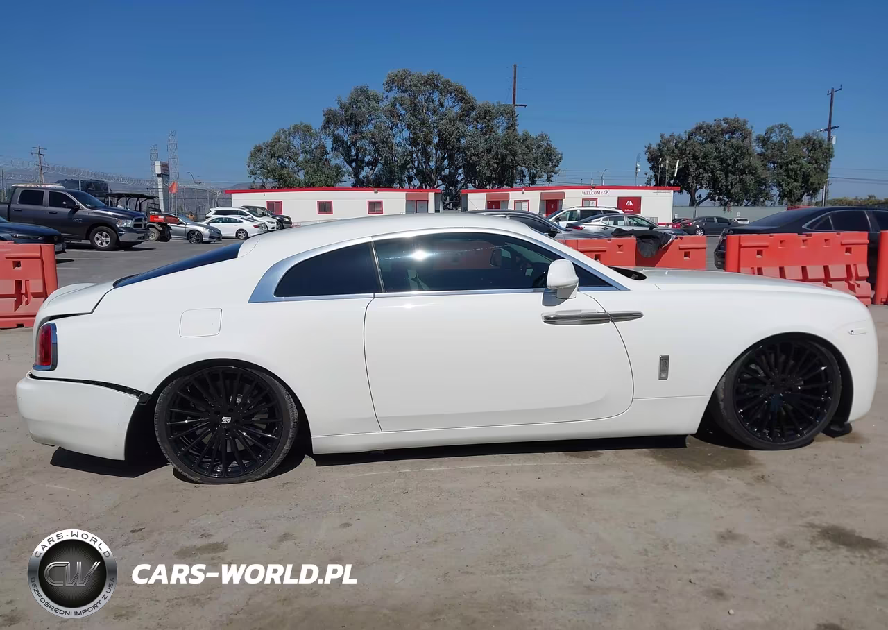 2014 Rolls-Royce Wraith VIN:SCA665C56EUX84477 - 13