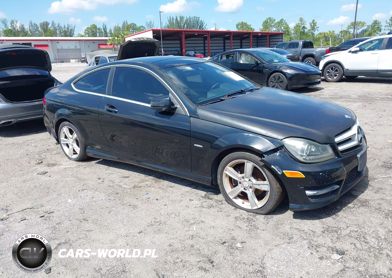 2012 Mercedes-Benz C 250 – zdjęcie 1 z 12