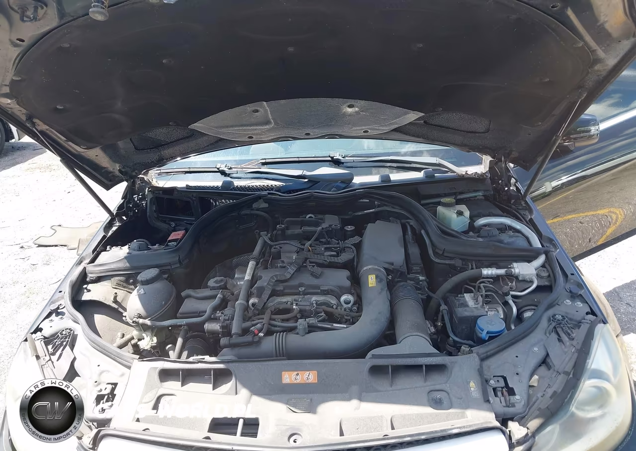 2012 Mercedes-Benz C 250 VIN:WDDGJ4HB7CF764332 - 10
