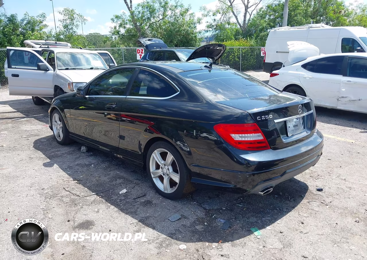 2012 Mercedes-Benz C 250 VIN:WDDGJ4HB7CF764332 - 3