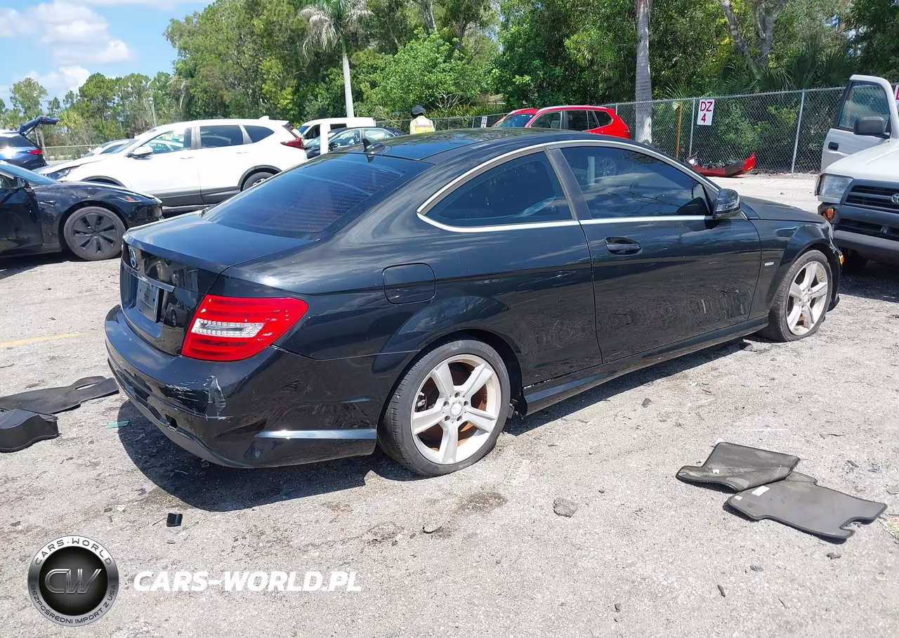 2012 Mercedes-Benz C 250 VIN:WDDGJ4HB7CF764332 - 4