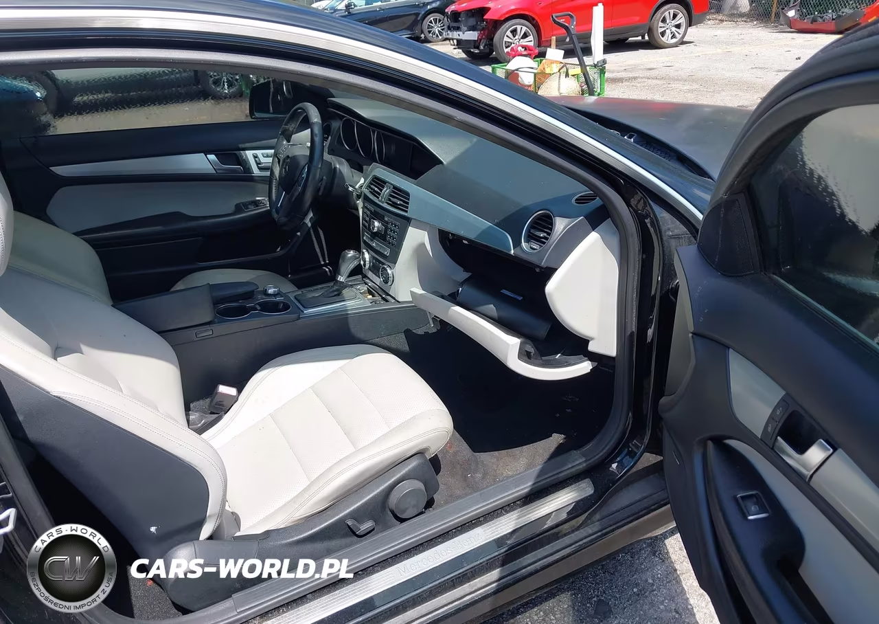 2012 Mercedes-Benz C 250 VIN:WDDGJ4HB7CF764332 - 5
