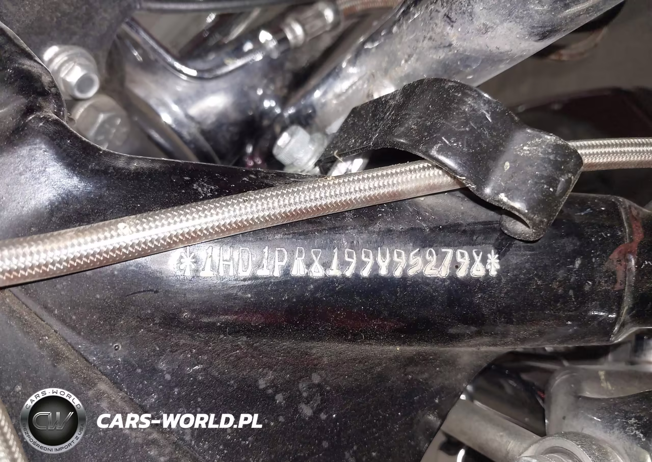 2009 Harley-Davidson Flhtcuse4 VIN:1HD1PR8199Y952798 - 10