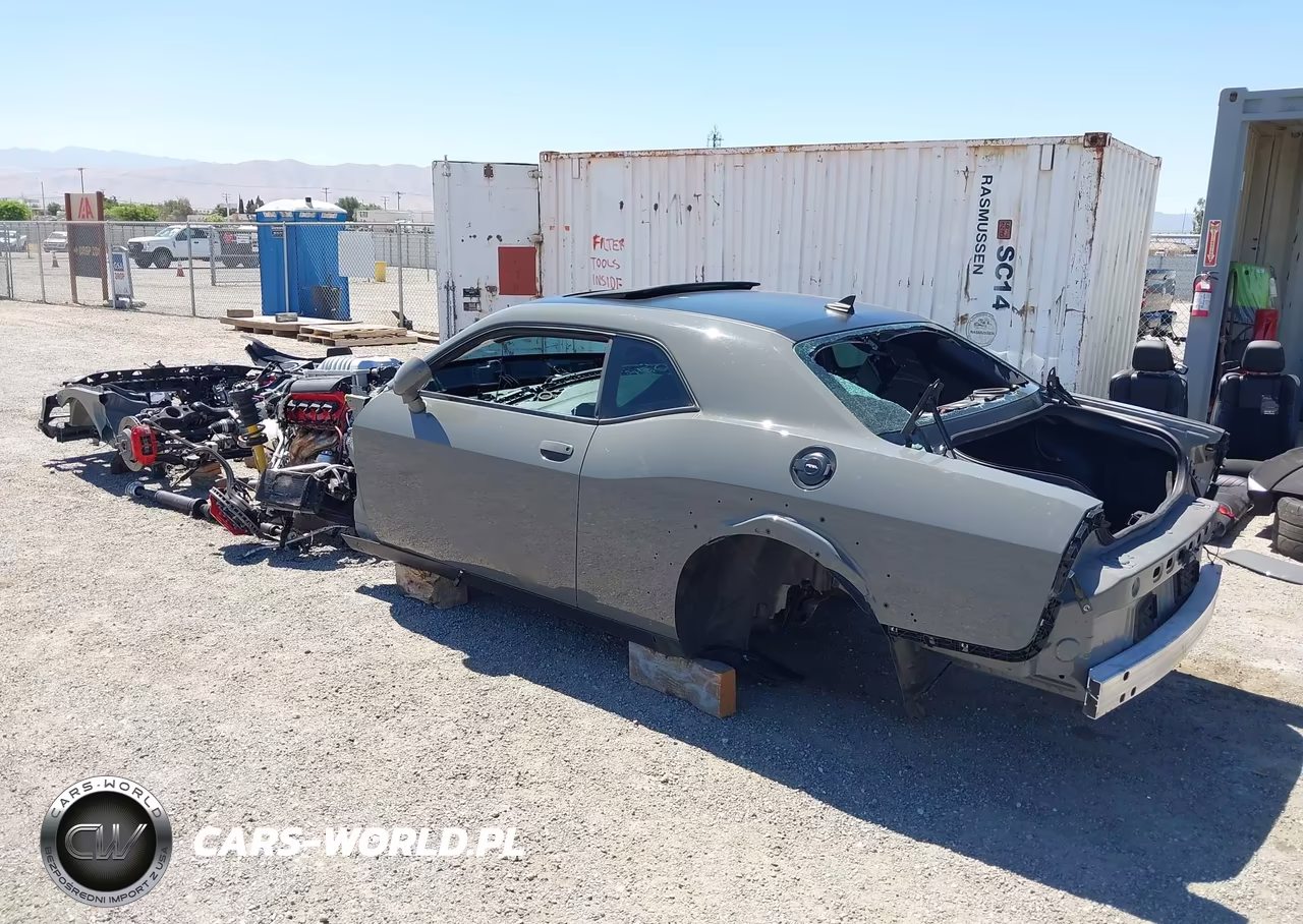 2018 Dodge Challenger VIN:2C3CDZH91JH102238 - 3