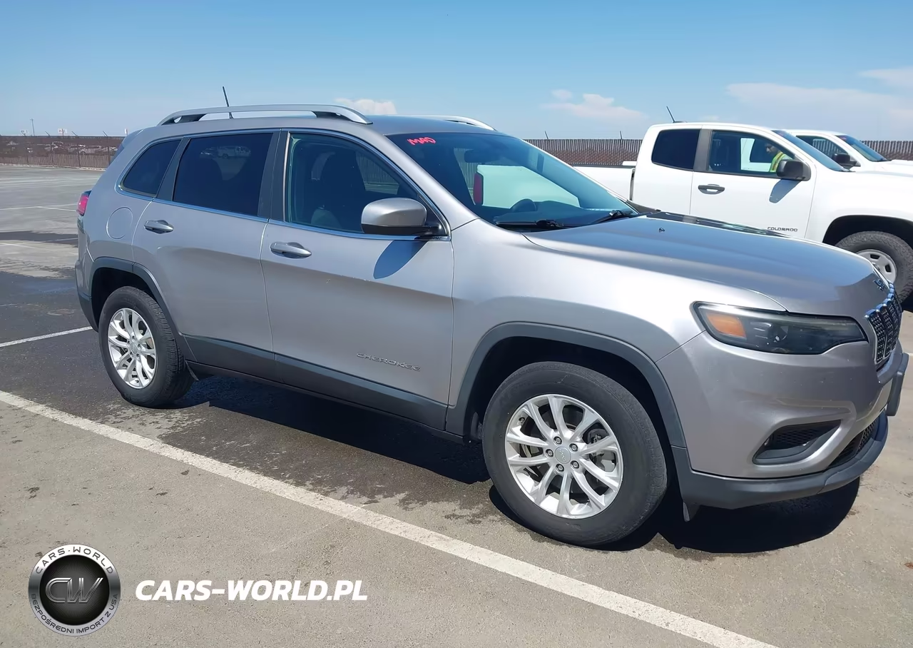 2019 Jeep Cherokee Latitude 4X4 – zdjęcie 1 z 18