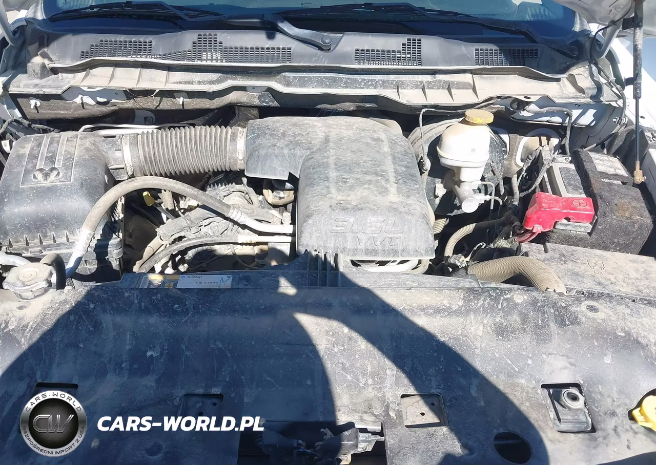 2021 Ram 1500 Classic VIN:3C6RR7KG8MG664085 - 10