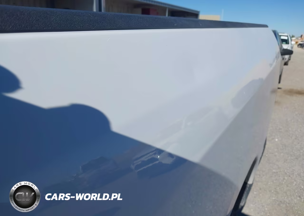 2021 Ram 1500 Classic VIN:3C6RR7KG8MG664085 - 14