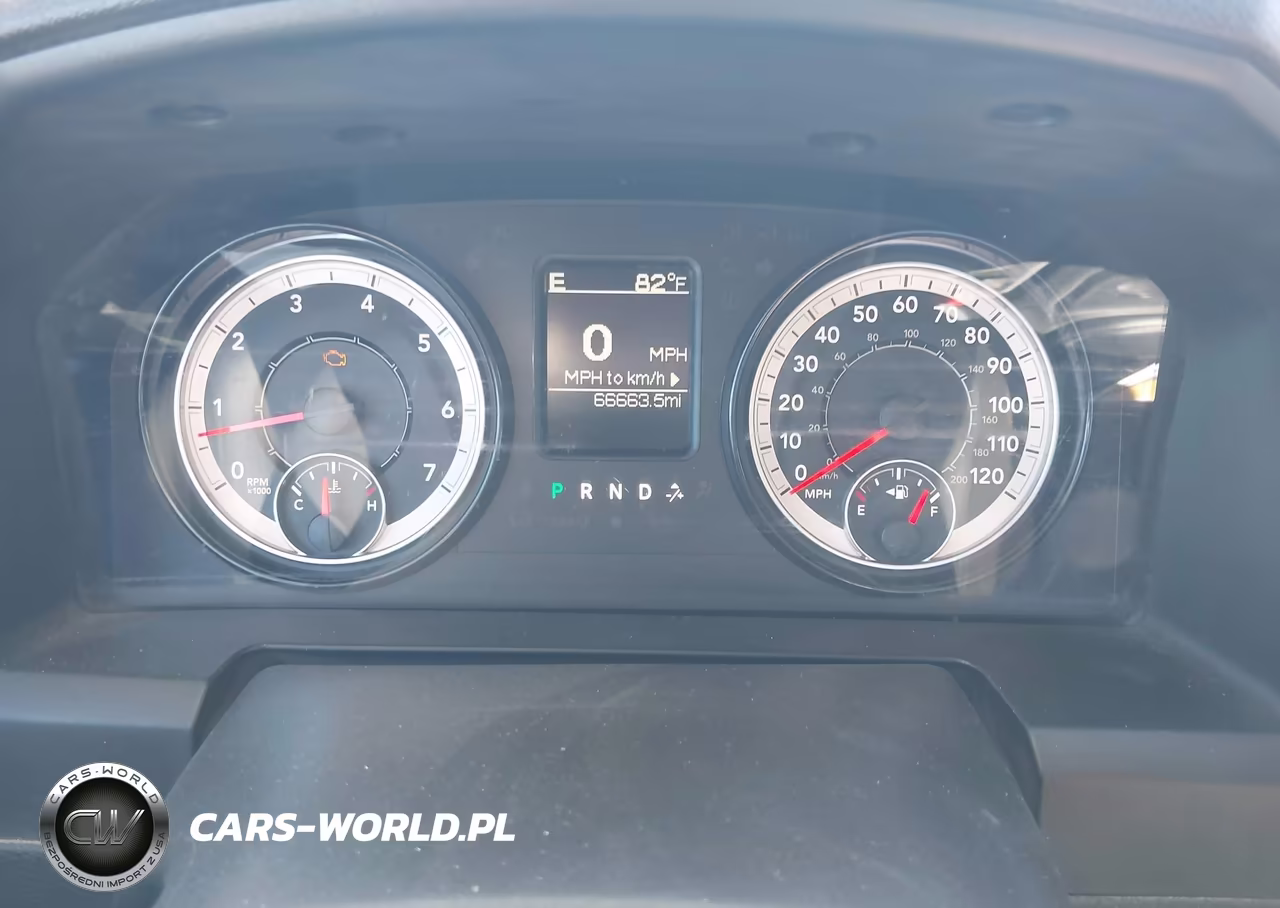 2021 Ram 1500 Classic VIN:3C6RR7KG8MG664085 - 7