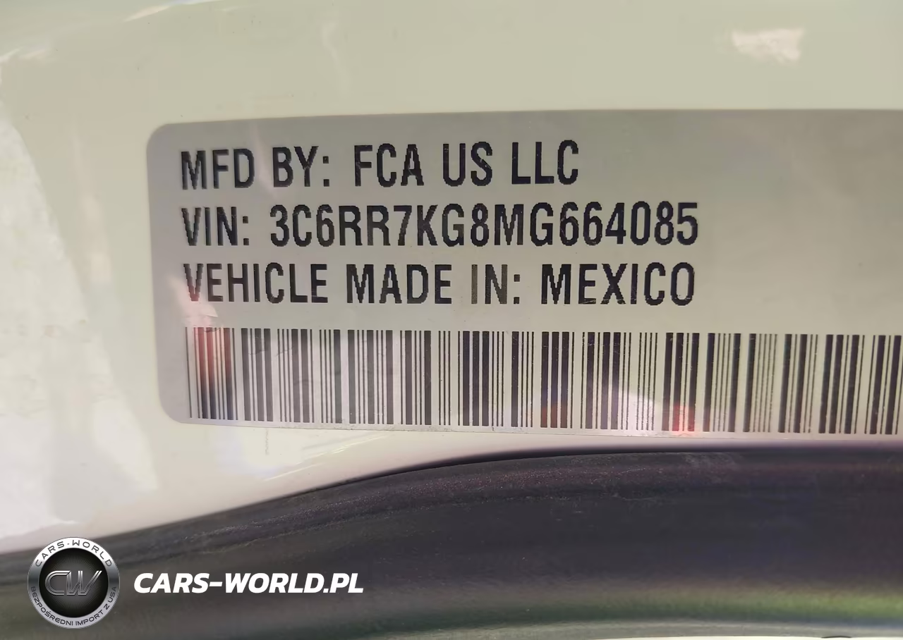2021 Ram 1500 Classic VIN:3C6RR7KG8MG664085 - 9