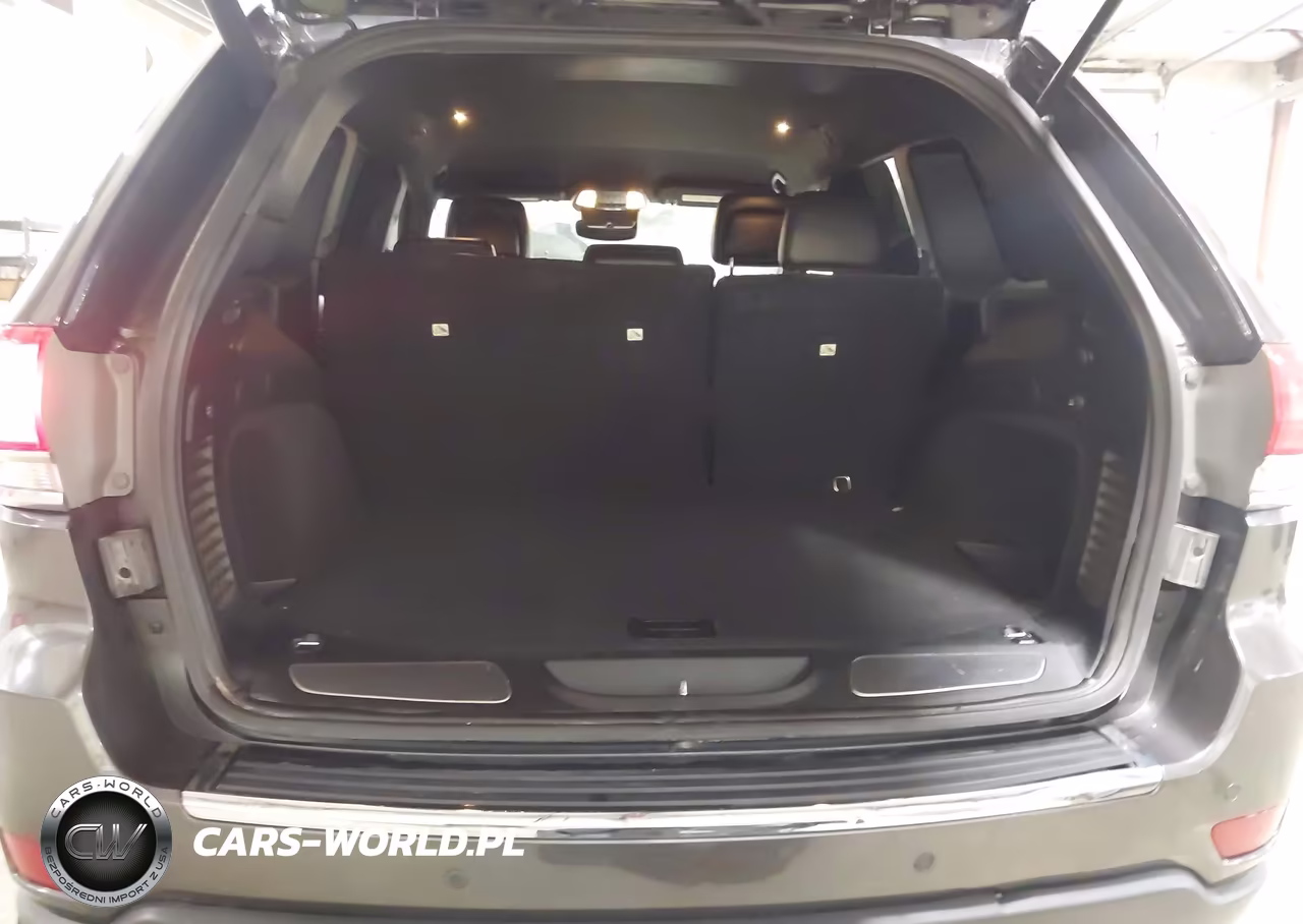 2018 Jeep Grand Cherokee Limited 4X4 VIN:1C4RJFBG8JC347562 - 18