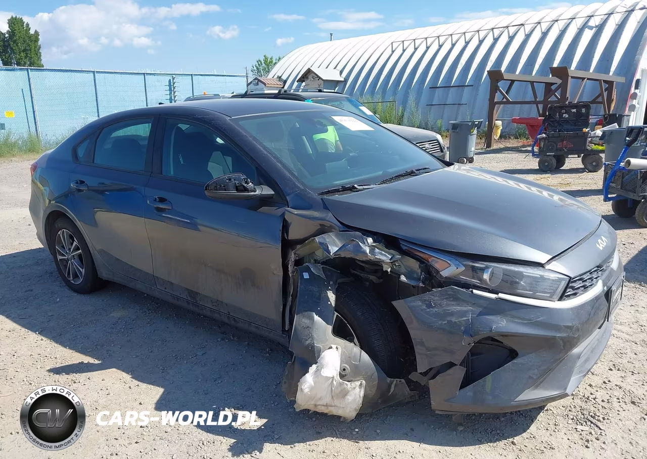 2024 Kia Forte Lxs VIN:3KPF24AD4RE781252 - 1
