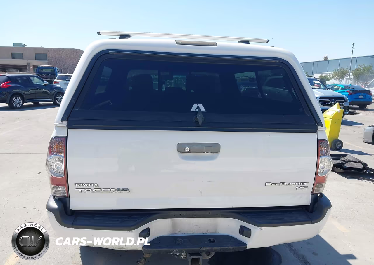 2015 Toyota Tacoma Prerunner V6 VIN:3TMKU4HN4FM046327 - 16