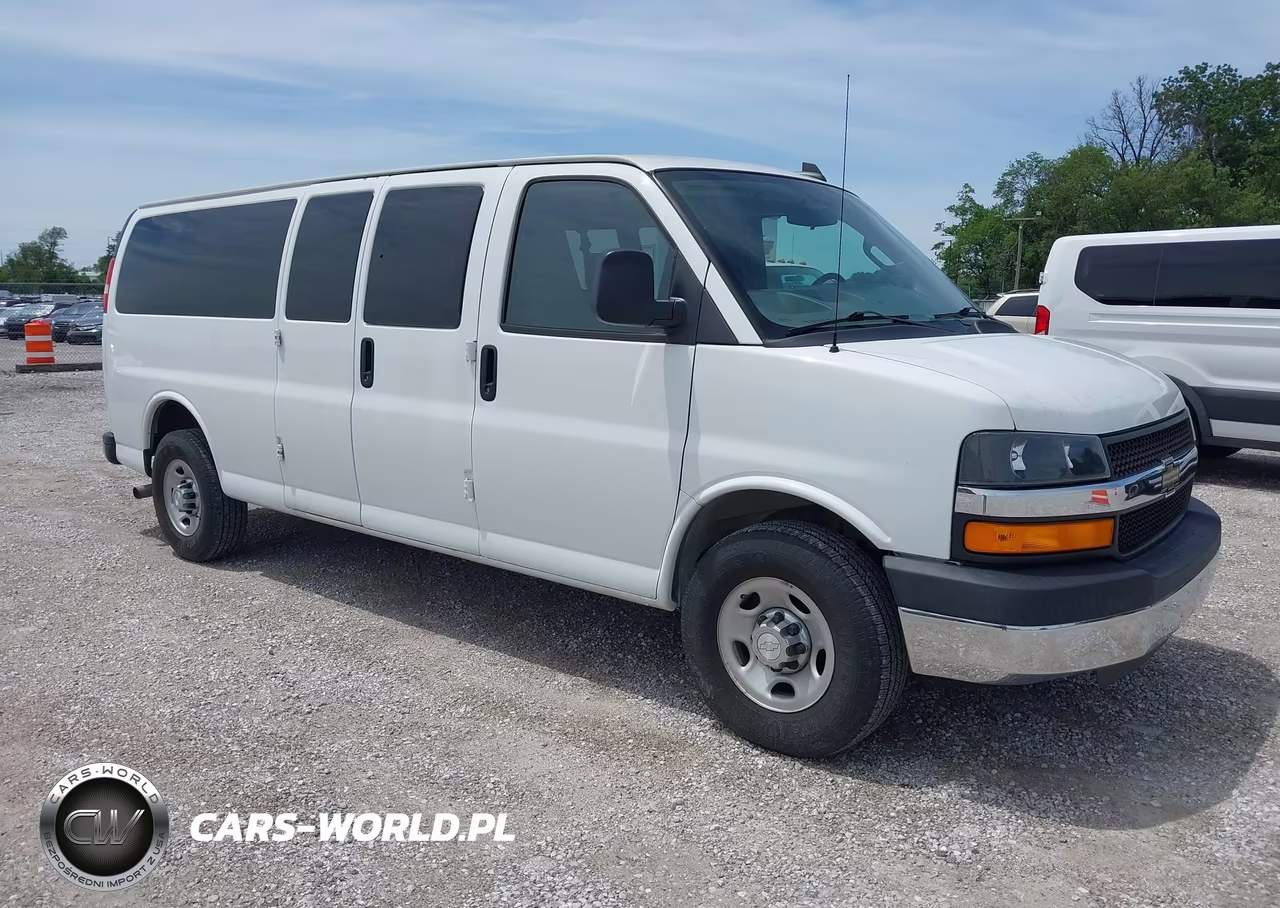 2016 Chevrolet Express 3500 Lt – zdjęcie 1 z 16
