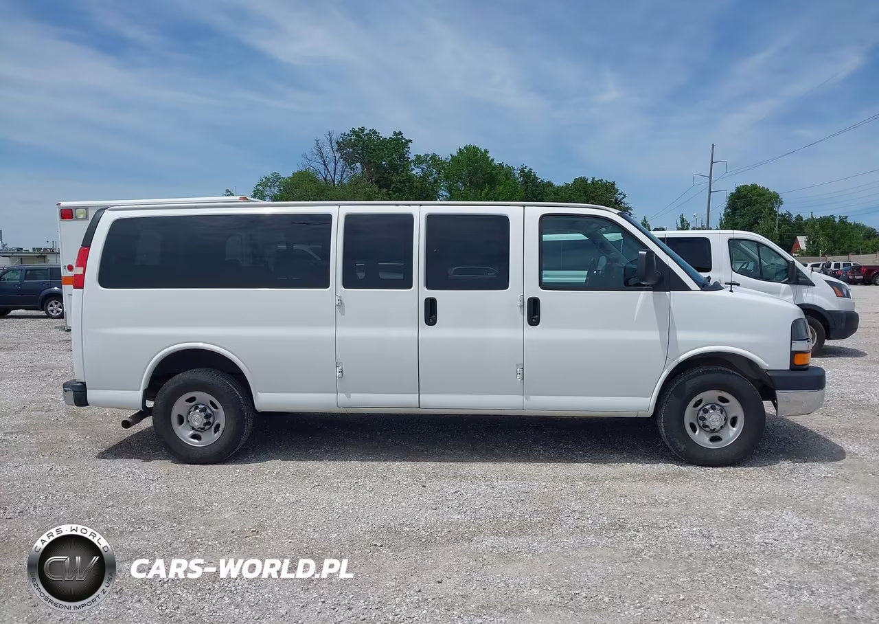 2016 Chevrolet Express 3500 Lt VIN:1GAZGPFG9G1316817 - 13