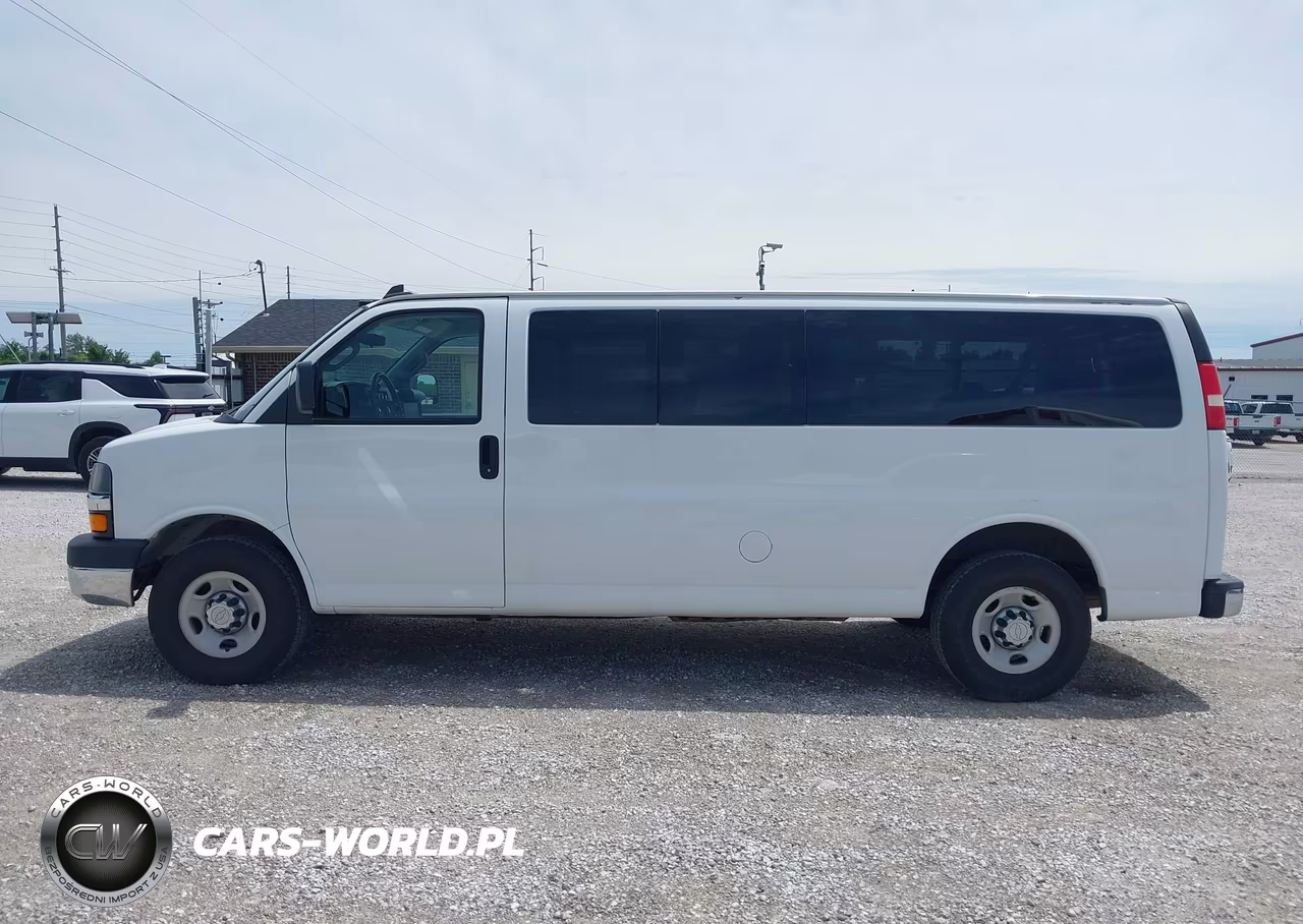 2016 Chevrolet Express 3500 Lt VIN:1GAZGPFG9G1316817 - 14