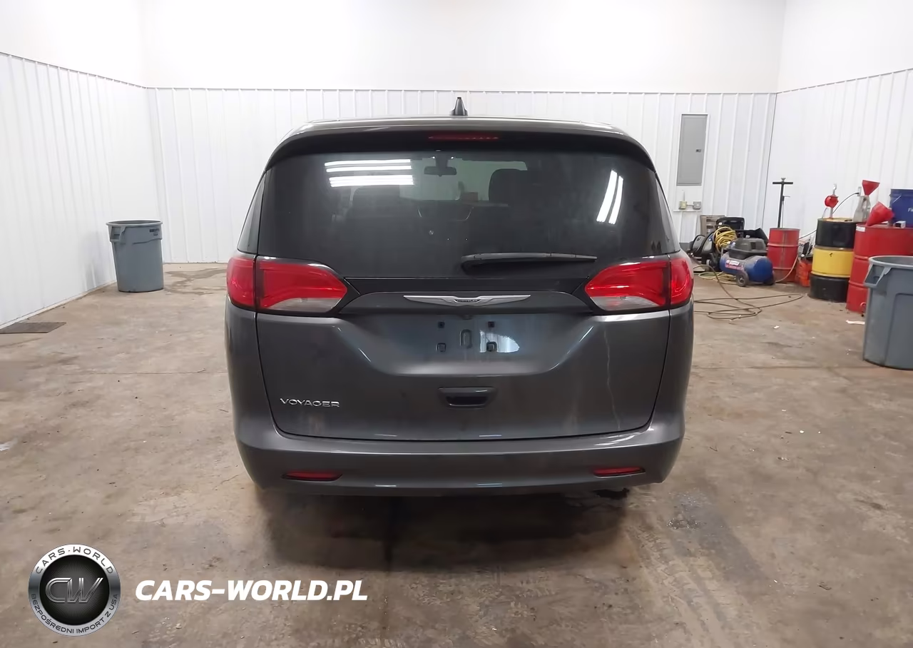 2022 Chrysler Voyager Lx VIN:2C4RC1CG6NR132402 - 16
