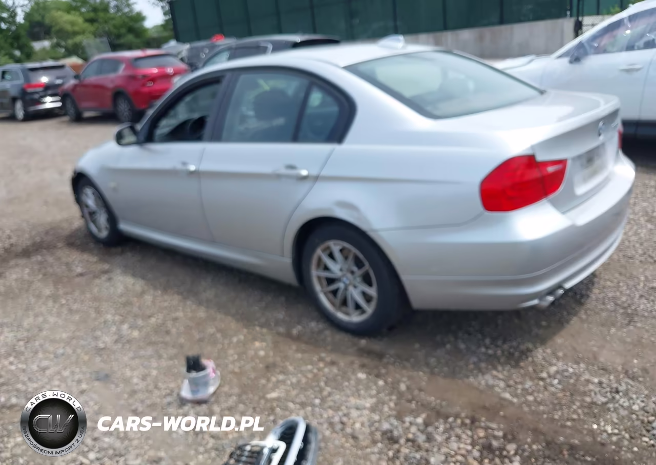 2010 BMW 328I xDrive VIN:WBAPK5C59AA648801 - 3