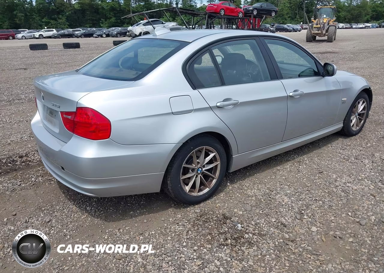 2010 BMW 328I xDrive VIN:WBAPK5C59AA648801 - 4