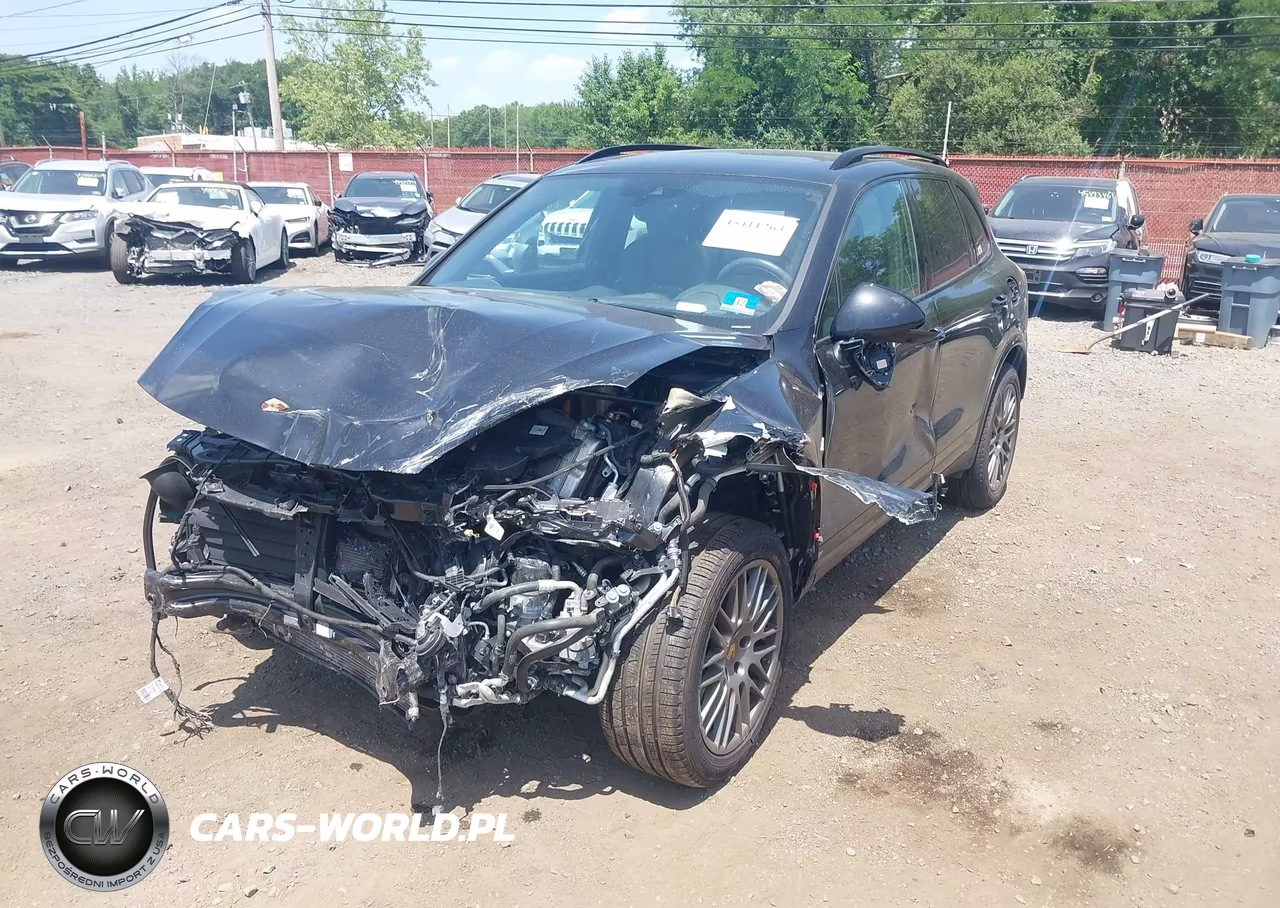 2018 Porsche Cayenne E-Hybrid S Platinum Edition VIN:WP1AE2A24JLA72240 - 6