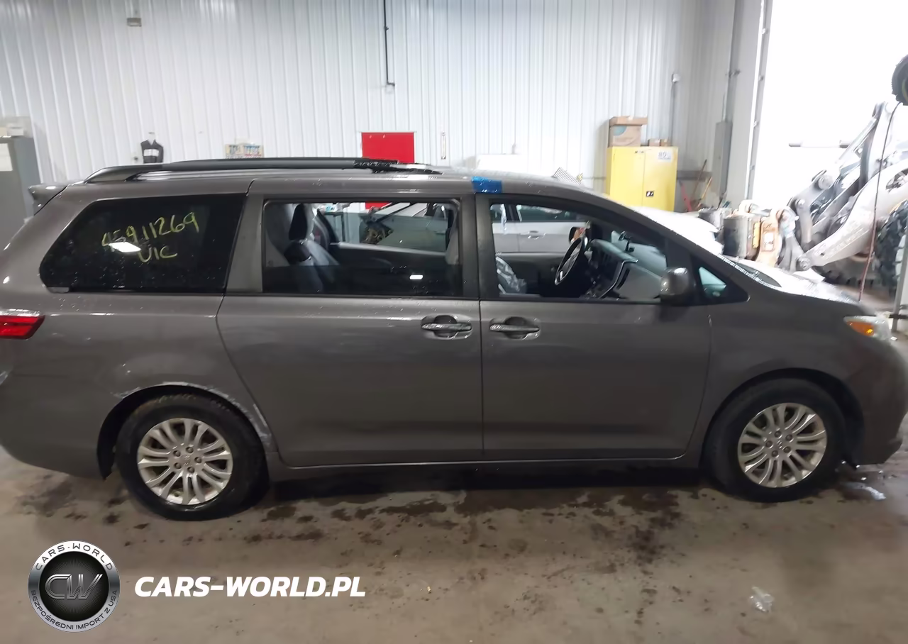 2016 Toyota Sienna Xle Premium 8 Passenger VIN:5TDYK3DC6GS757561 - 13